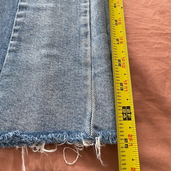 Lou & Grey Ankle Jeans Size 27, Mid Rise Light Wash Denim, Raw Hem - Picture 8 of 12